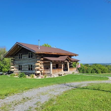 Firefly Creek Lodge Livonia Luaran gambar
